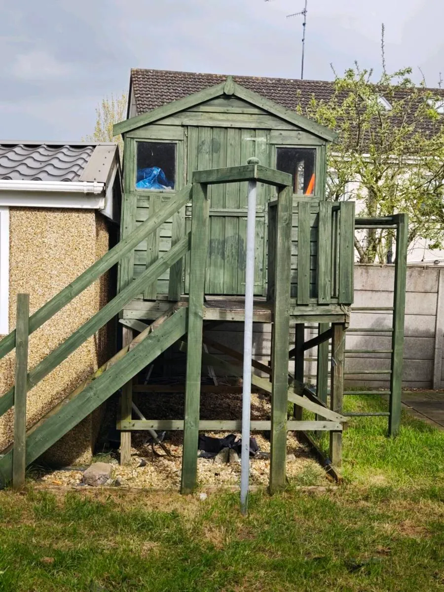 Treehouse/playhouse - Image 4