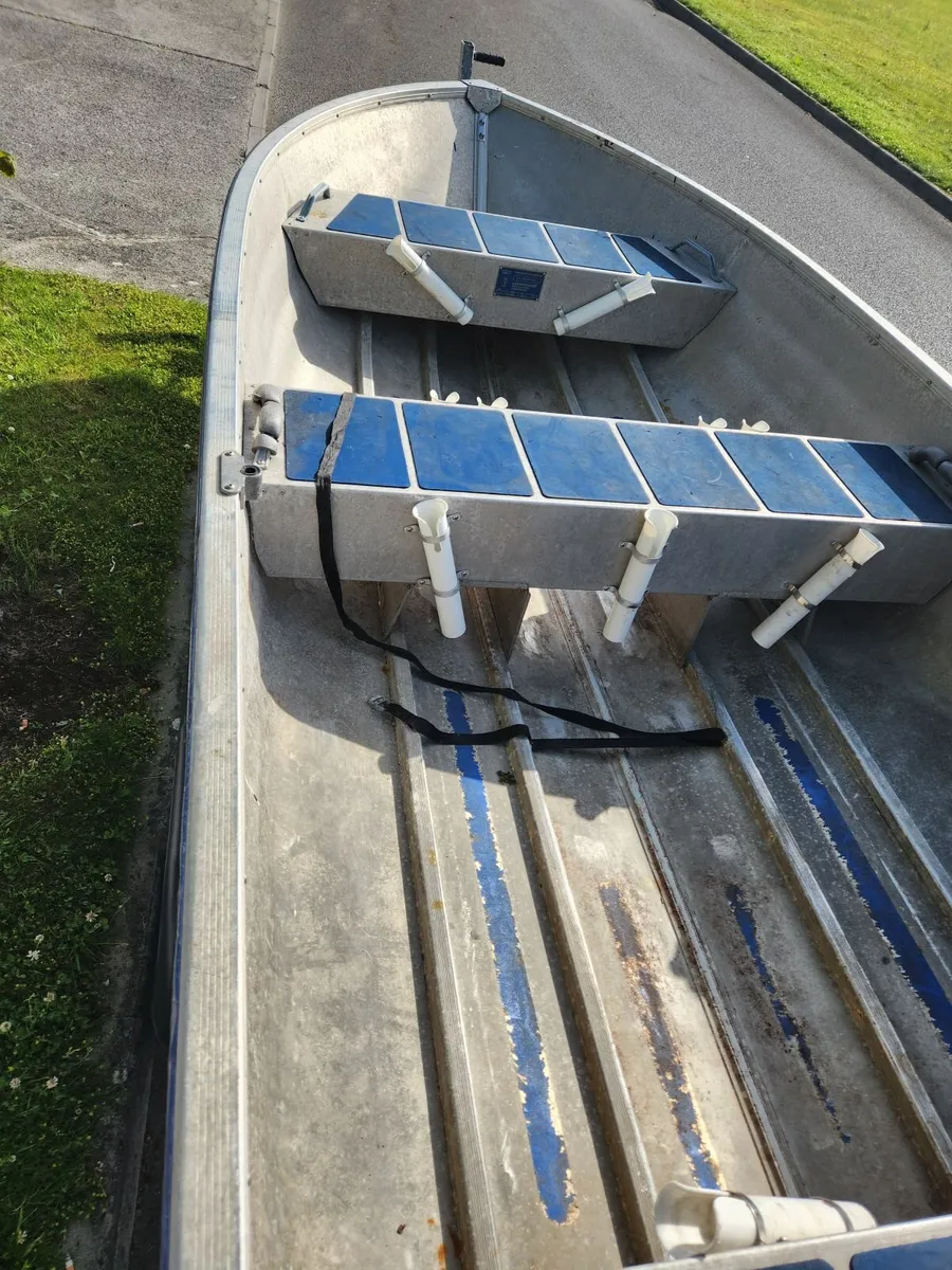 Linder aluminium boat - Image 3