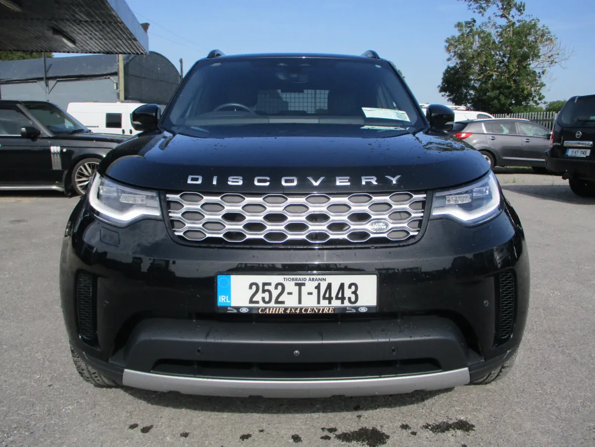 Land Rover Discovery 3.0 I6 SE COMM - Image 2