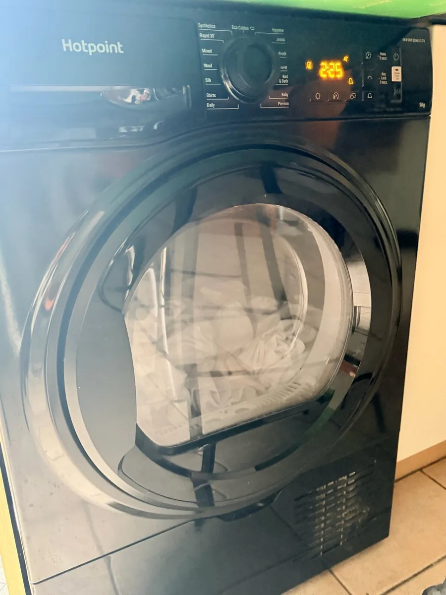 HOTPOINT dryer. Condensed - Image 1