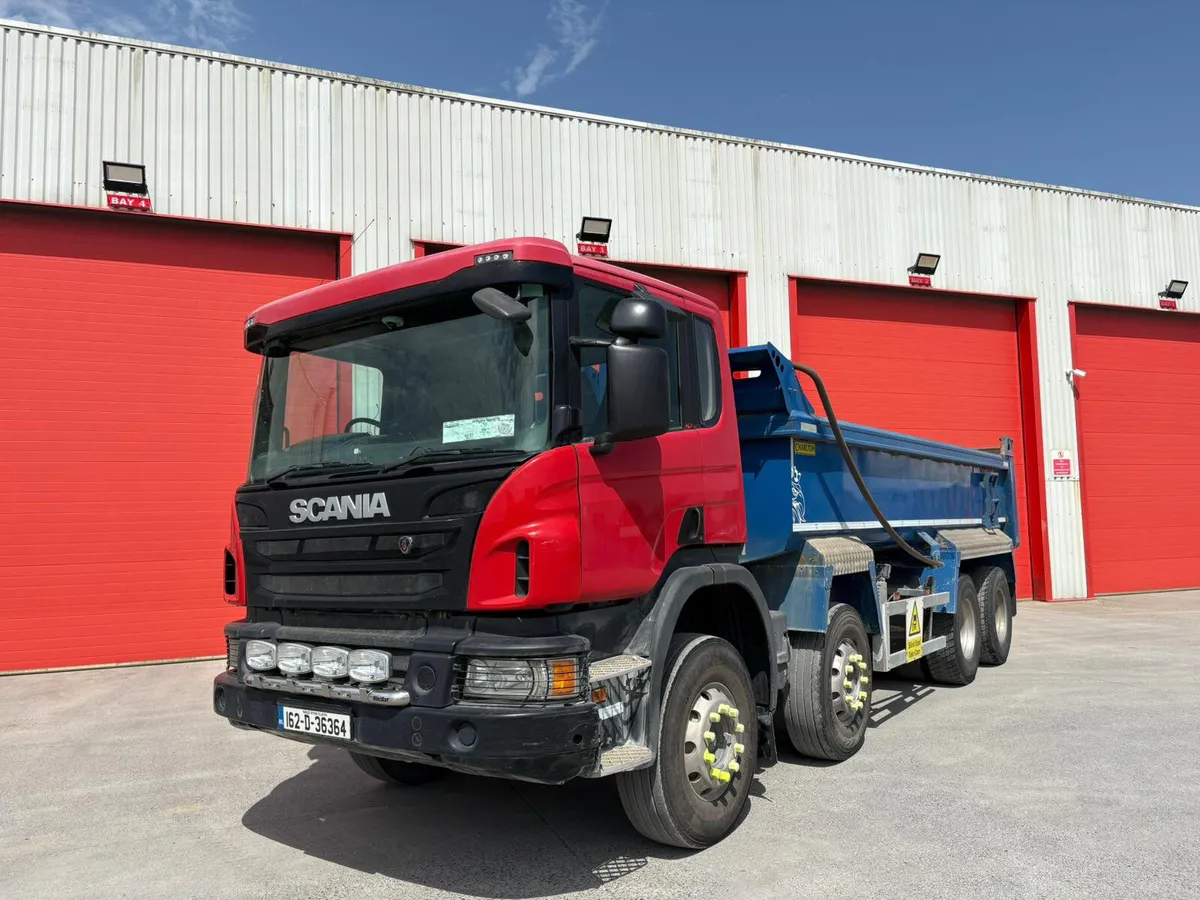 2016  Scania P410 XT 8x4 Tipper - Image 1