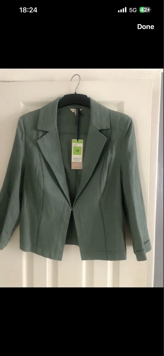 Ladies BNWT M&S jacket size 12 €20 - Image 1