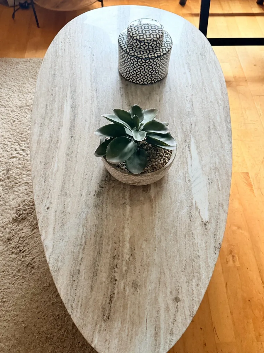 Marble top table - Image 2