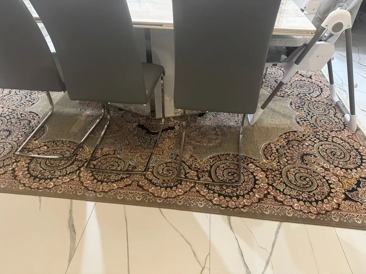 carpet - Image 2
