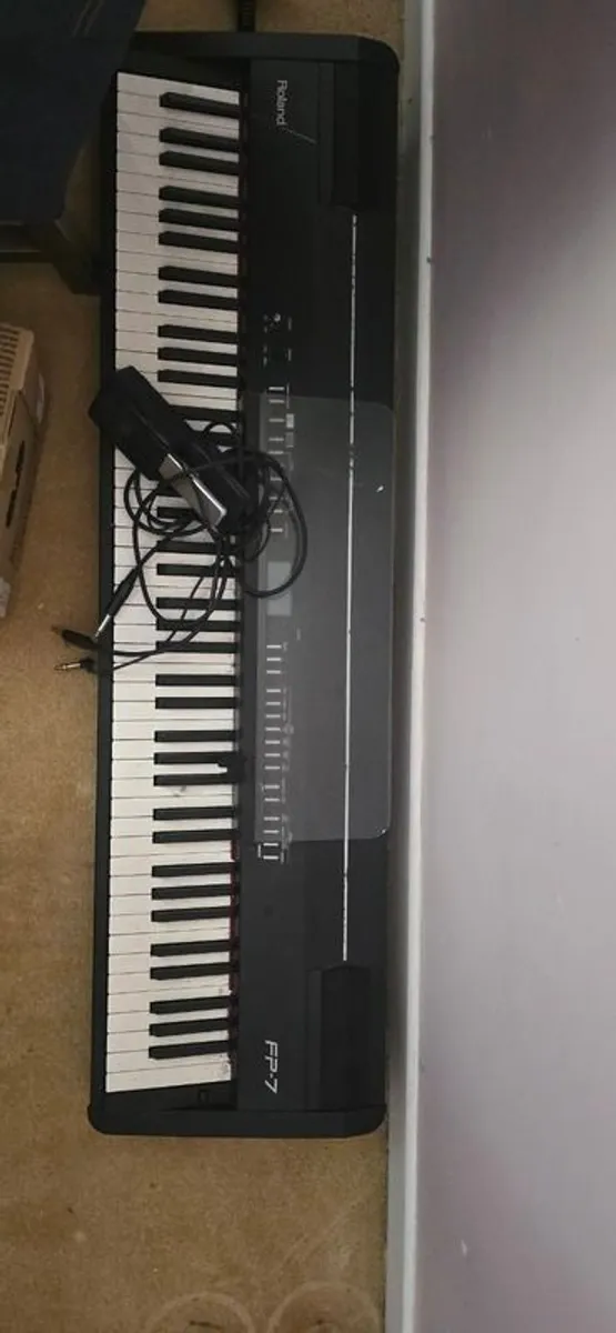 Roland Keyboard FP-7 - Image 1
