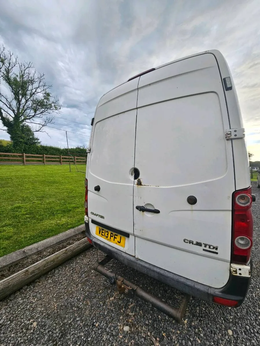 Van - Image 2