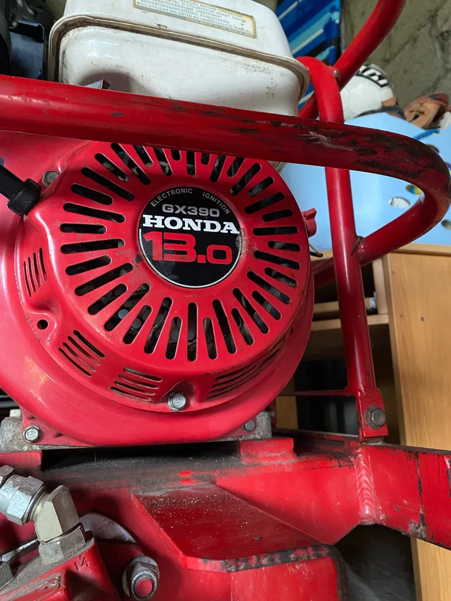 Honda Barreto 13HP Heavy Duty Rotovator - Image 4