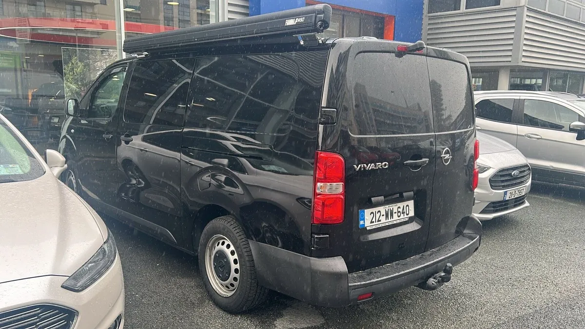 Opel Vivaro Campervan - Image 3