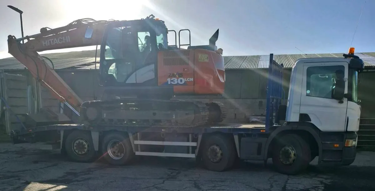 2011 Scania P360 Beaver Tail Lorry - Image 2