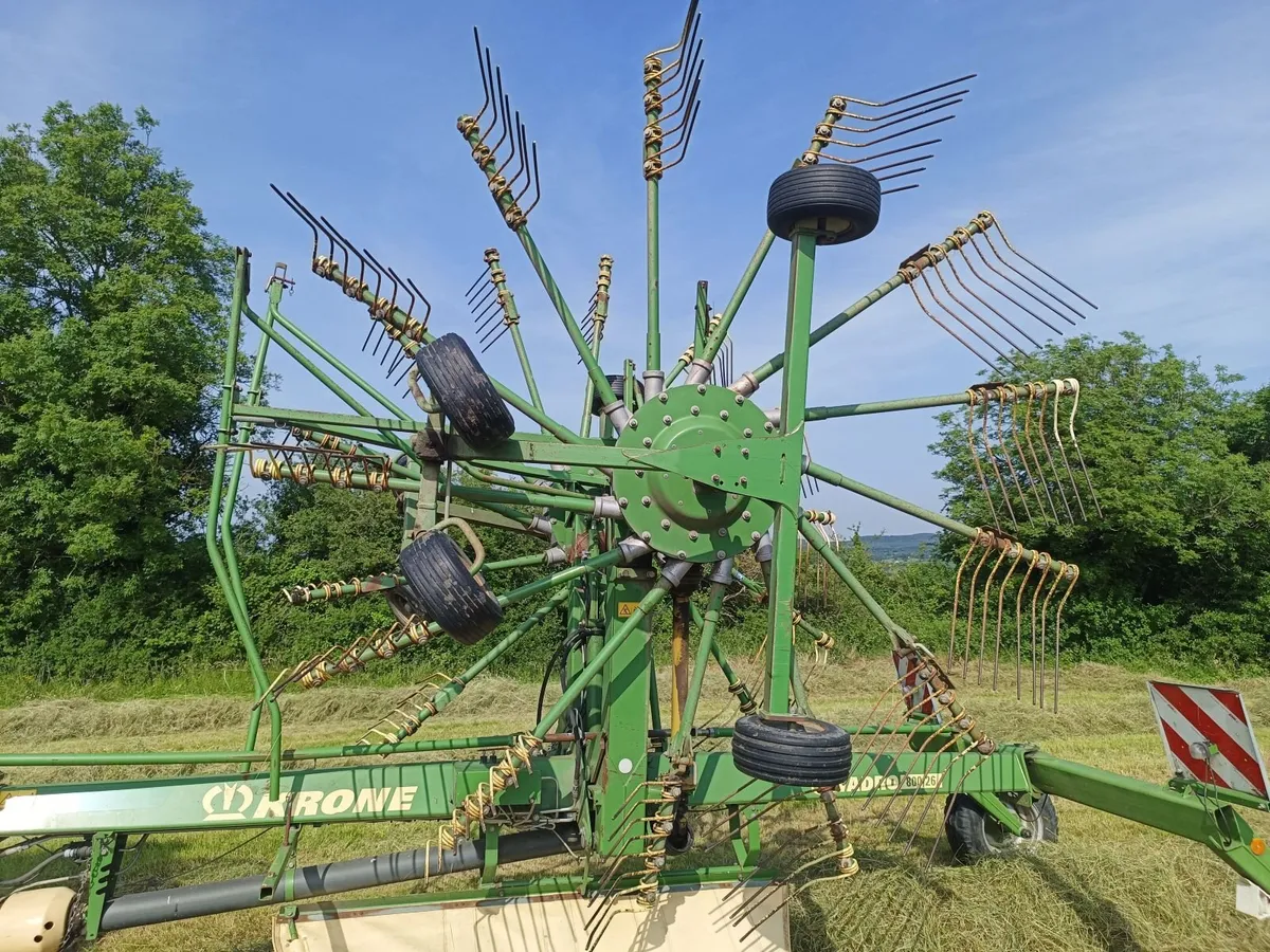 Krone Swadro 800/26 Rake - Image 2