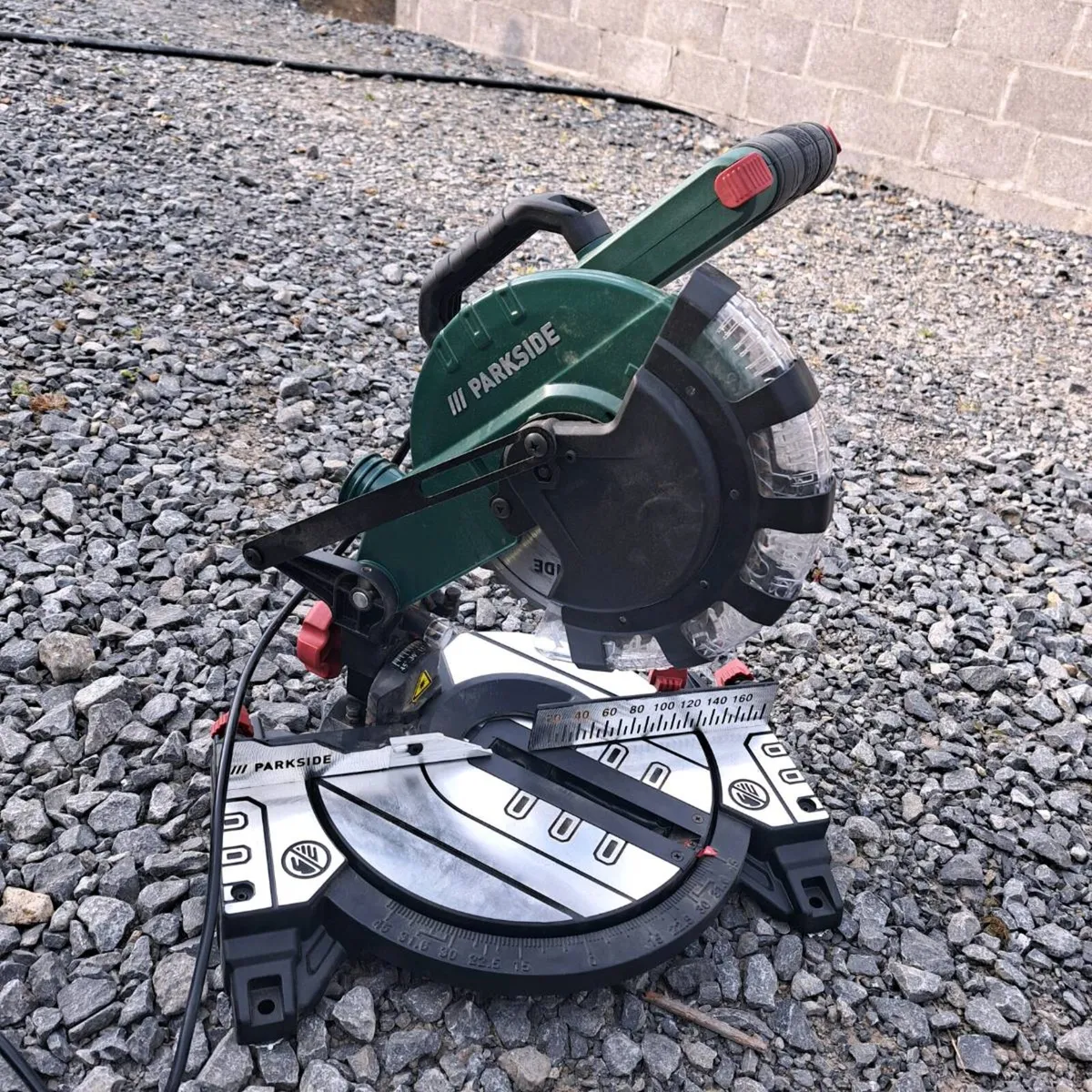 Parkside compound mitre saw - Image 1