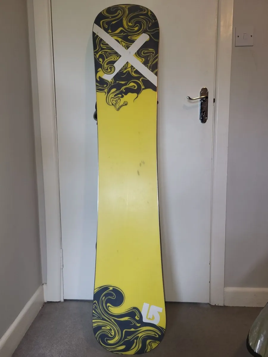 Snowboard and gear (full setup) - Image 2