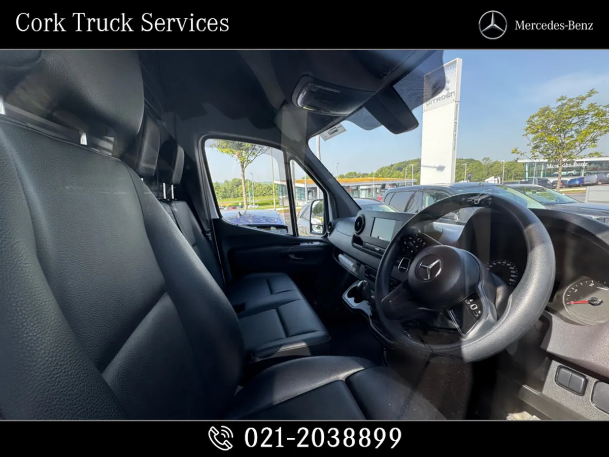 Mercedes-Benz Sprinter SPRINTER 215/39 HIGH ROOF L - Image 4