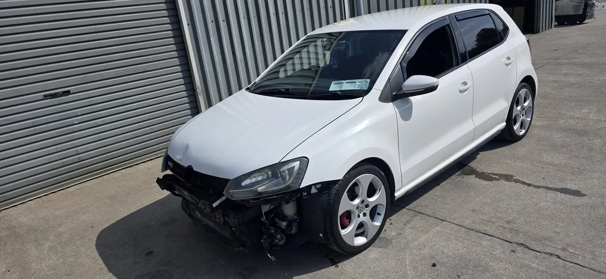 12 VW POLO GTI DSG - Image 2