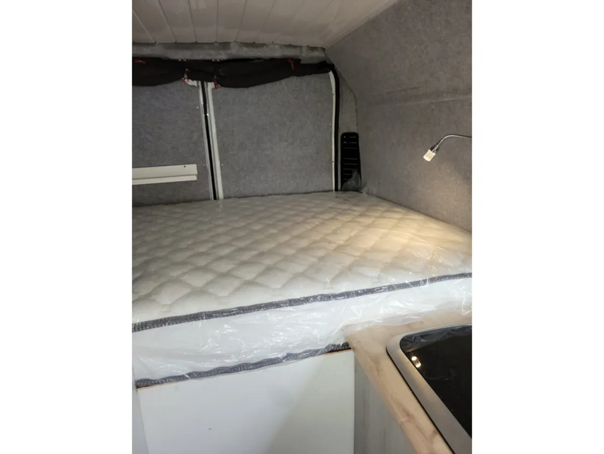 Peugeot Boxer CAMPER VAN 335 PRO L3H2 BLUE HDI - Image 4