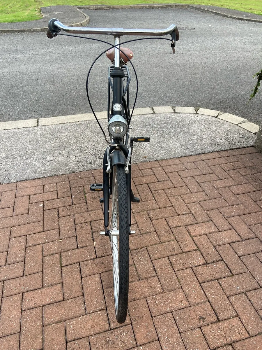 Lady’s.  Bicycle - Image 3
