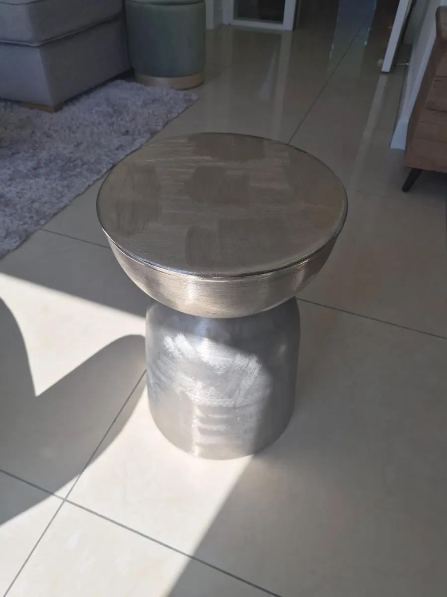 Next Loxley Metal Side Table – €30 - Image 2