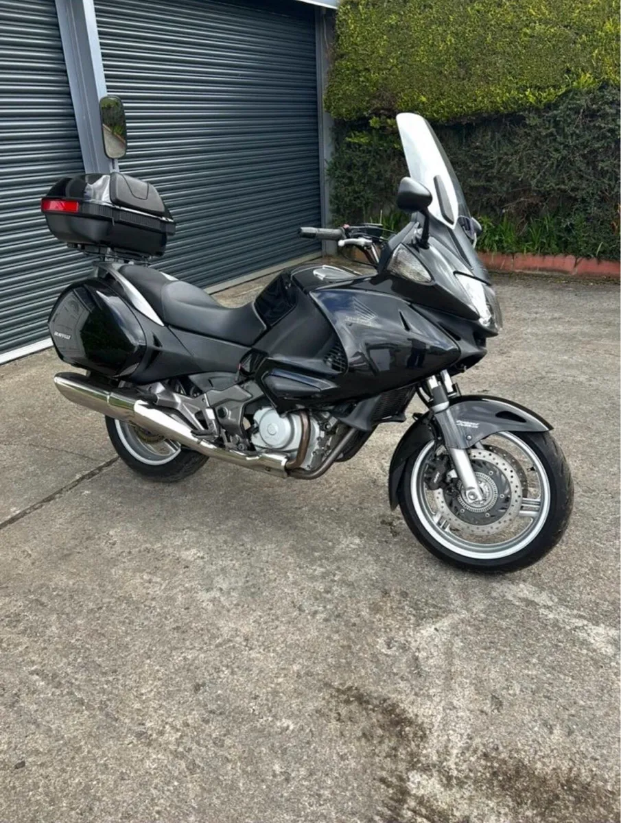 Motorbike - Image 1