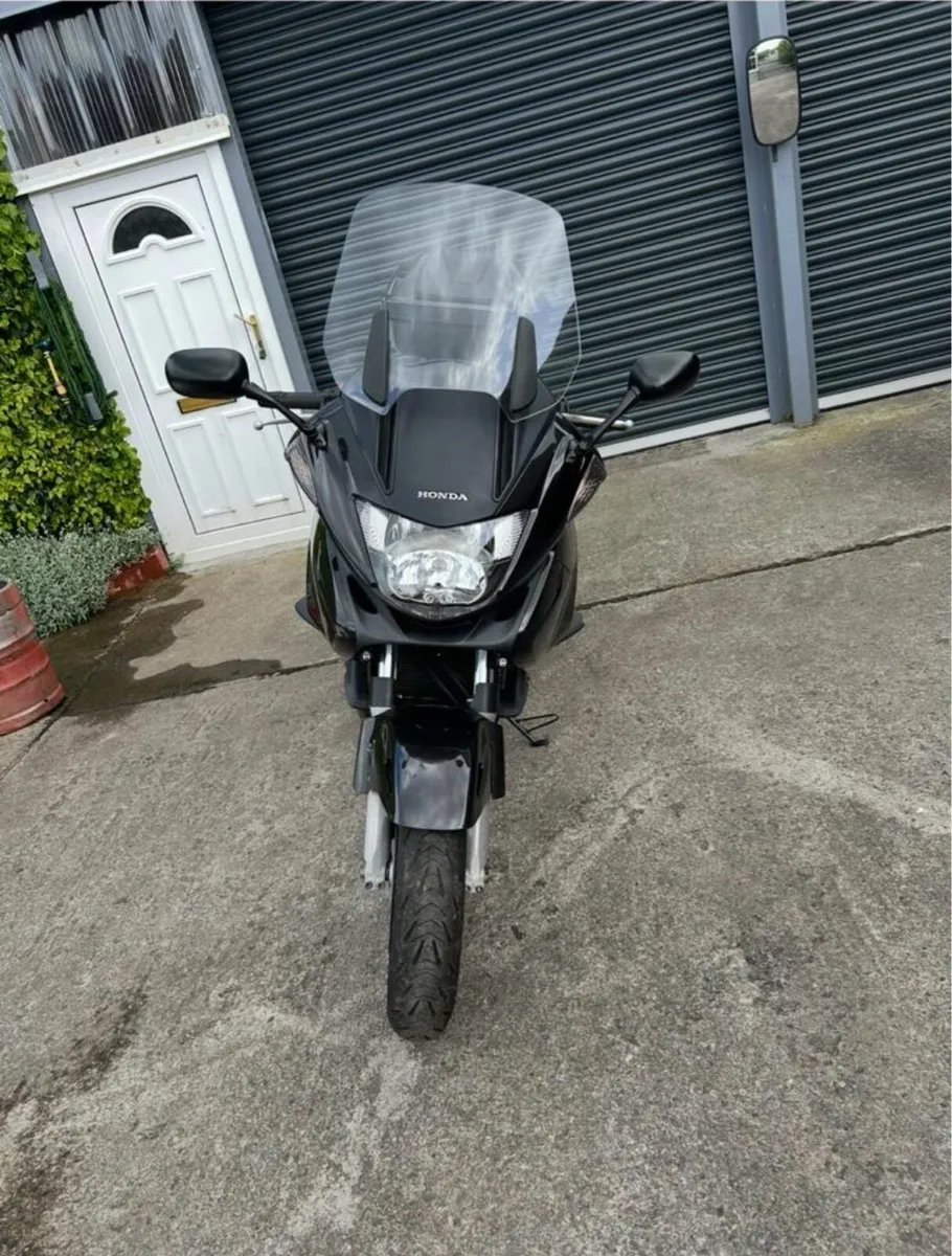 Motorbike - Image 4