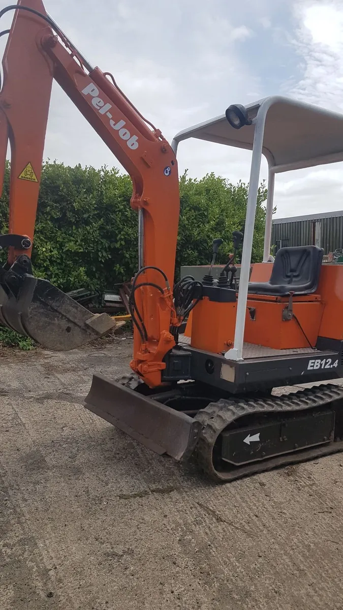 mini digger - Image 3