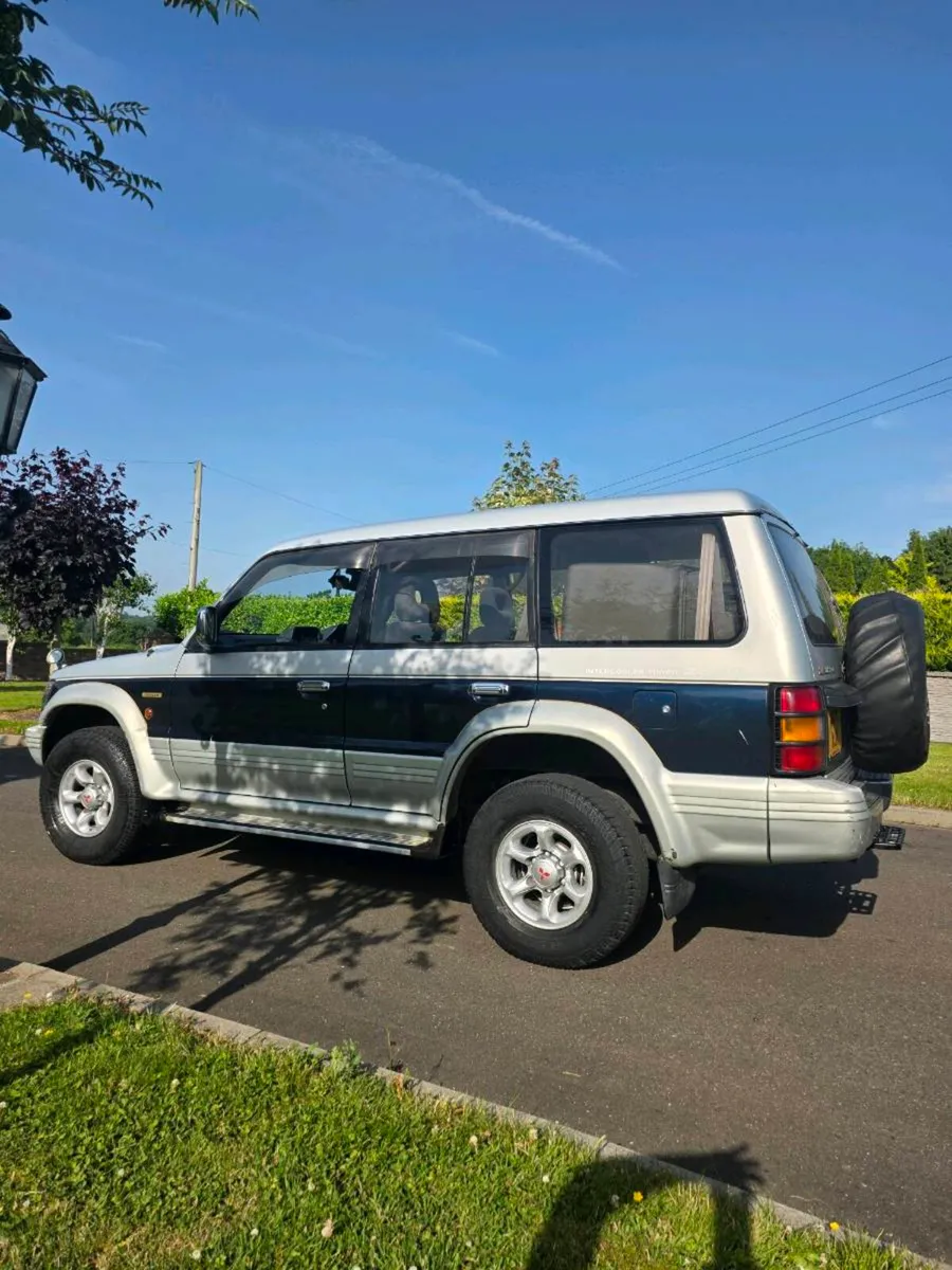 MITSUBISHI PAJERO 2.8 TURBO DIESEL EXCEED - Image 3