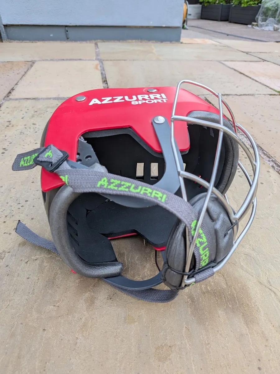 Hurling helmet kids XS - Image 3