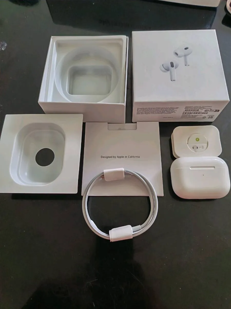 Apple Airpods pro 2nd generation headphones