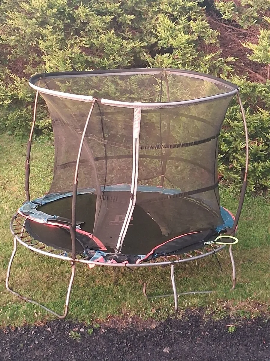 Trampoline