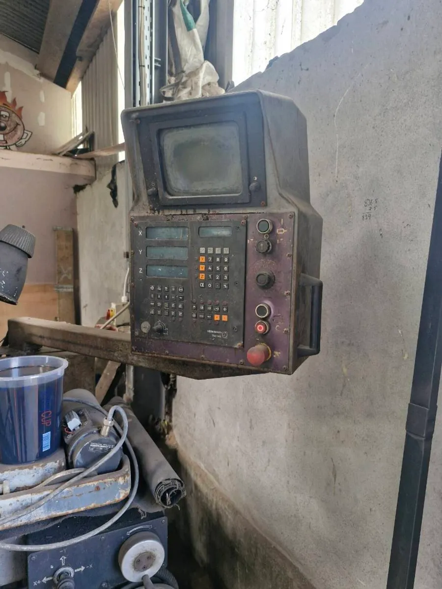 Milling Machine - Image 4