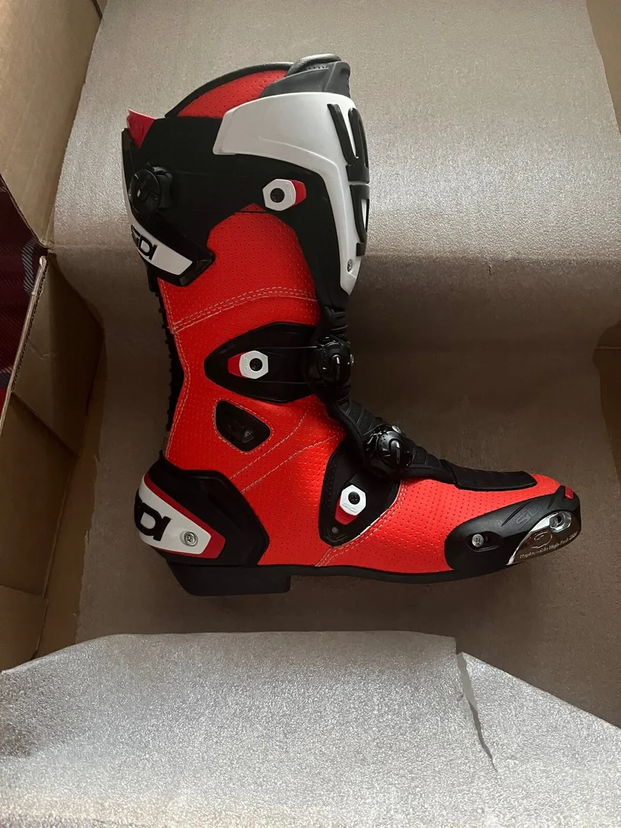 Sidi motorbike boots - Image 4
