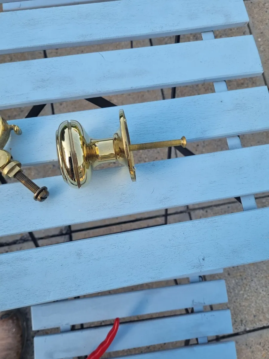 Brass door knocker, and knob - Image 2