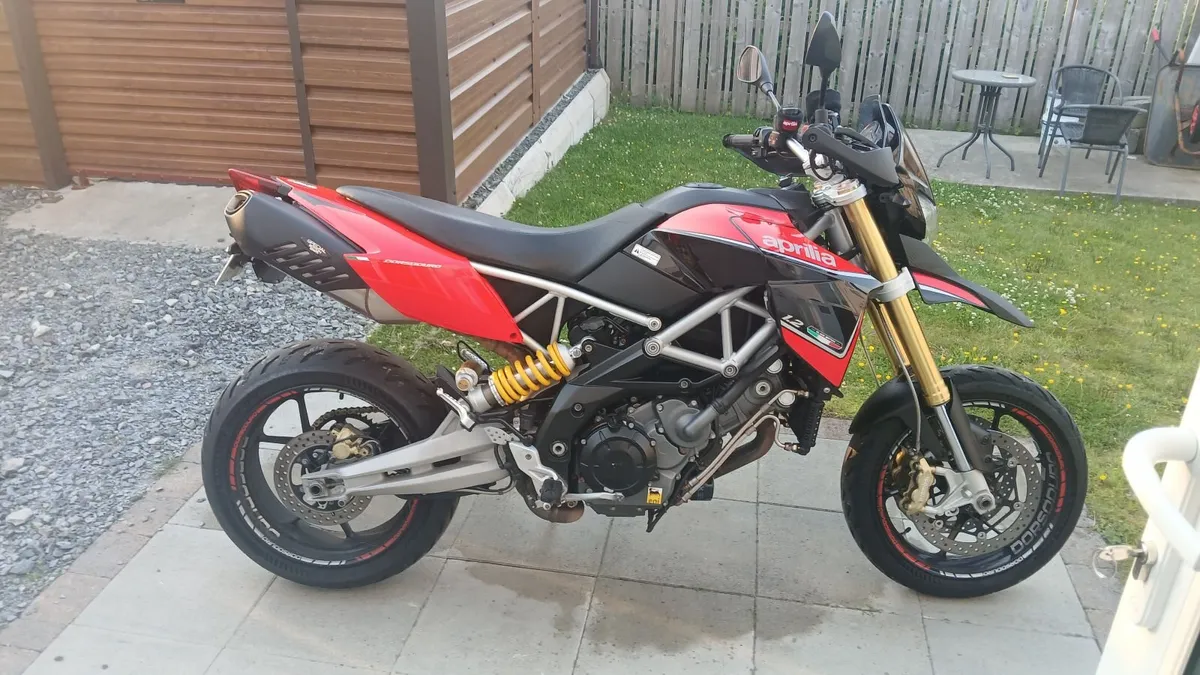 Aprilia Dorsoduro 1200 Special Edition - Image 4