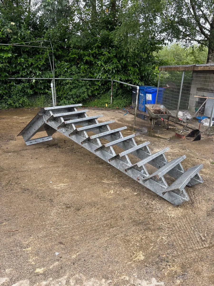 Galvanised stairs - Image 1