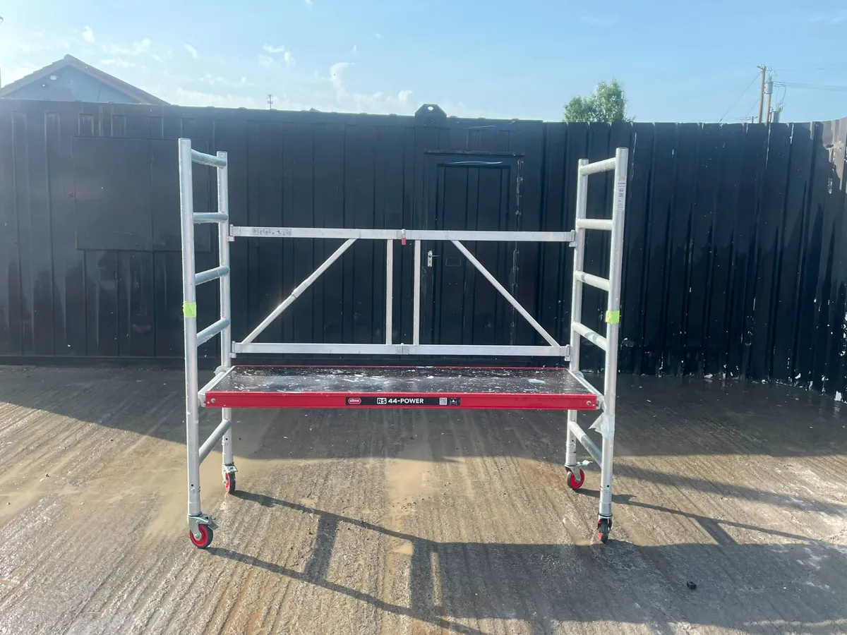 Altrex RS44-Power Folding Aluminium Tower - Image 2