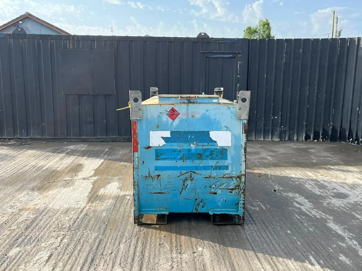 Conquip 2000L Diesel Bowser - Image 2