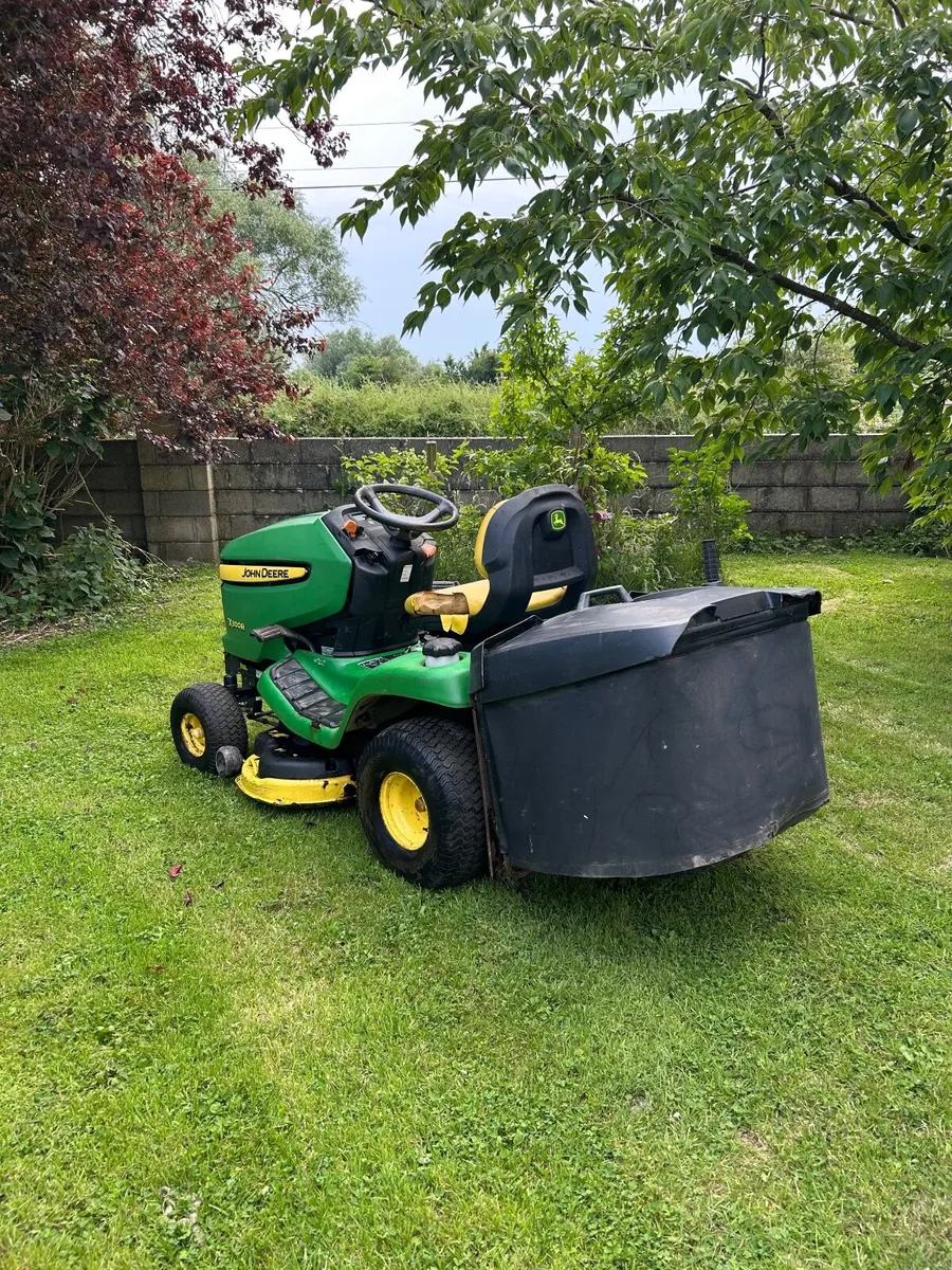 John deere x300r ride on lawnmower - Image 4