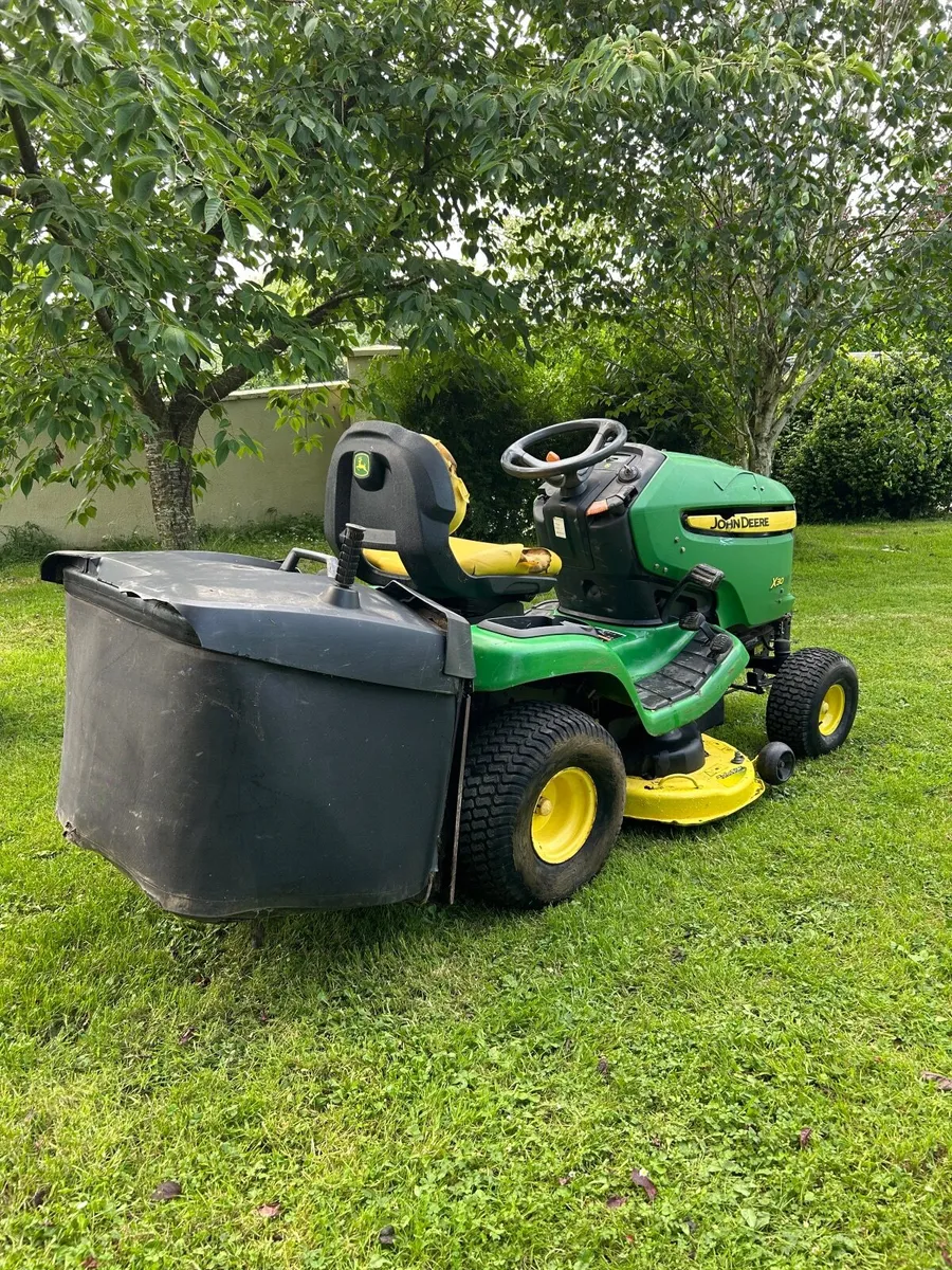 John deere x300r  22hp lawnmower - Image 4