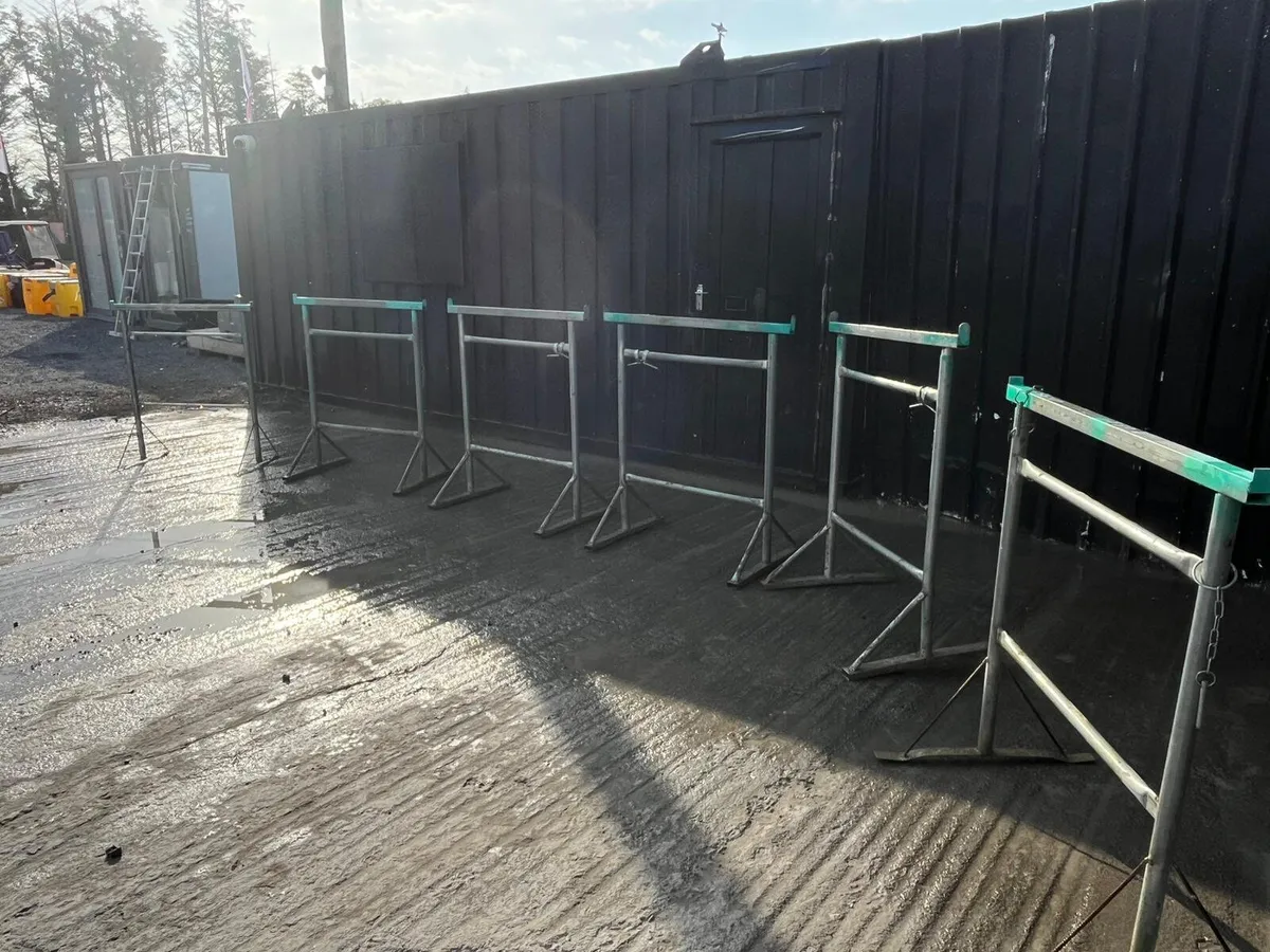 Builders Trestle/Bandstands Adjustable Steel - Image 3