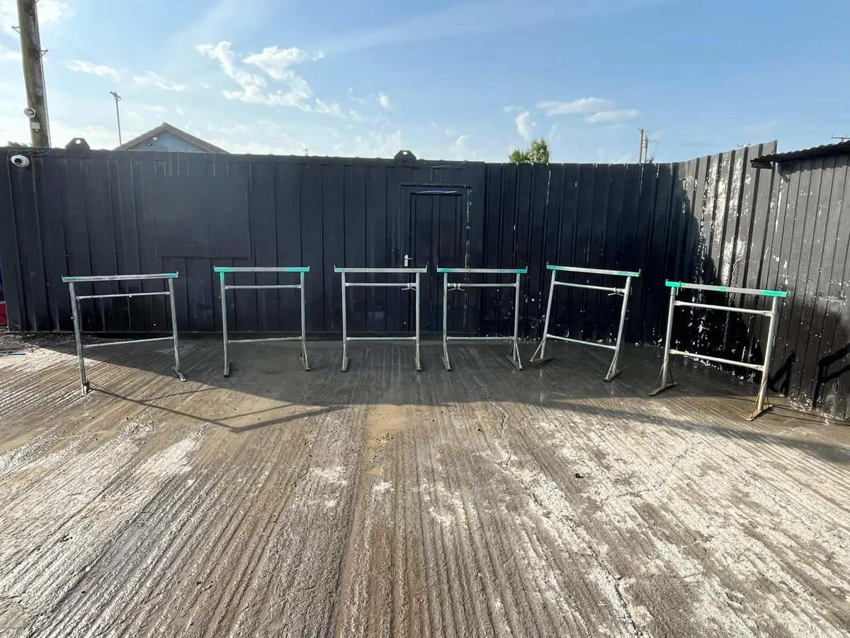 Builders Trestle/Bandstands Adjustable Steel - Image 2