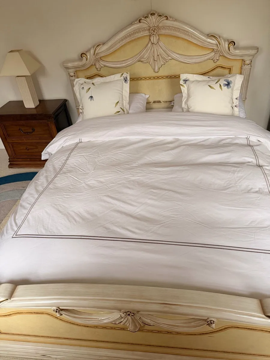 Wardrobe and Bed set - reduced to €300 quick sale - Image 2