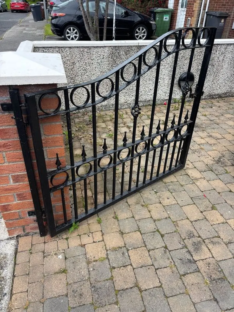steel gates - Image 1