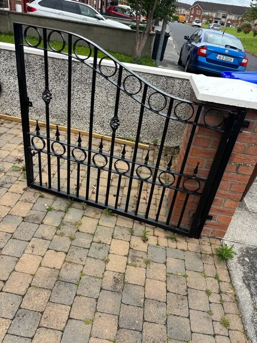 steel gates - Image 2