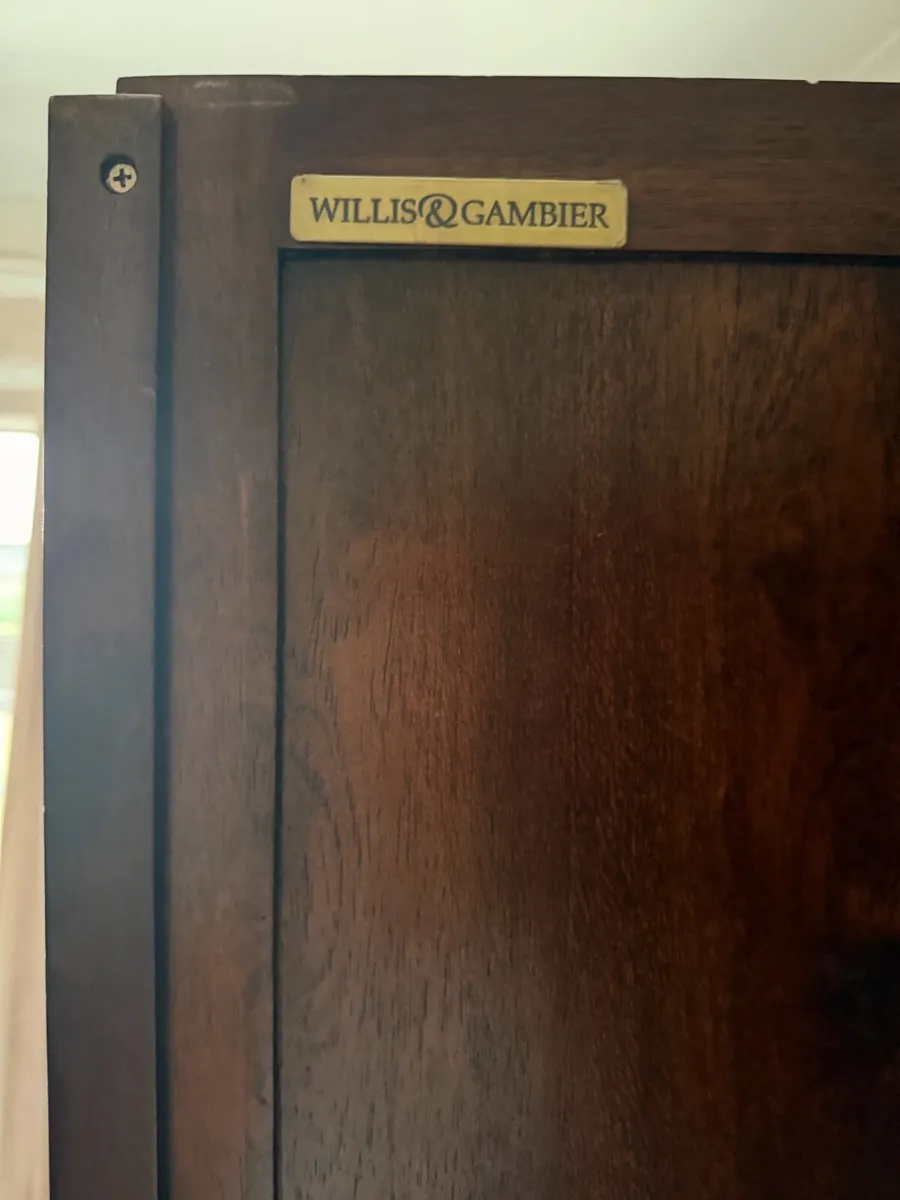 Willis & Gambier Wardrobe - Image 2