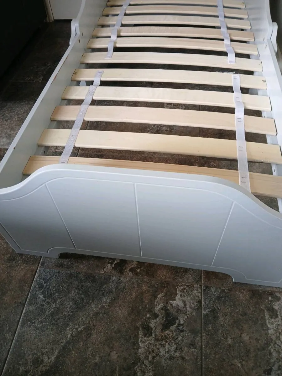 Toddler bed.  140x 70. - Image 4