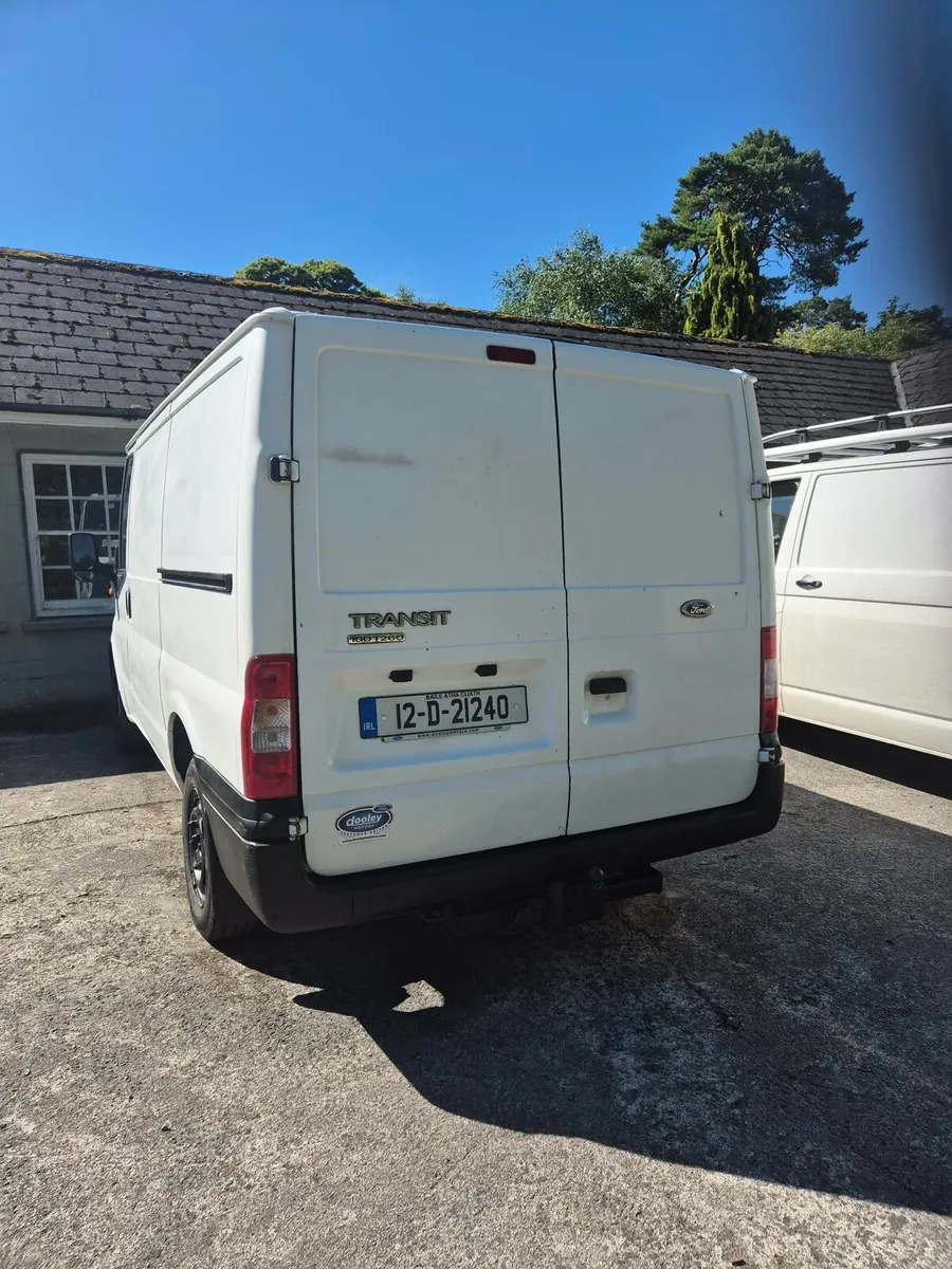 Ford Transit - Image 3