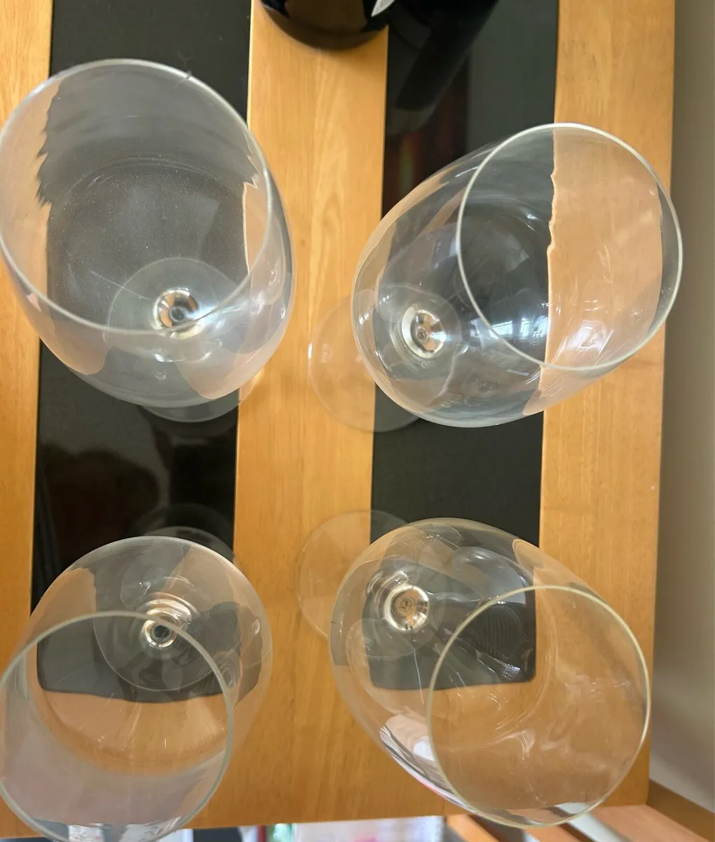4 Red-wine glasses - Image 2