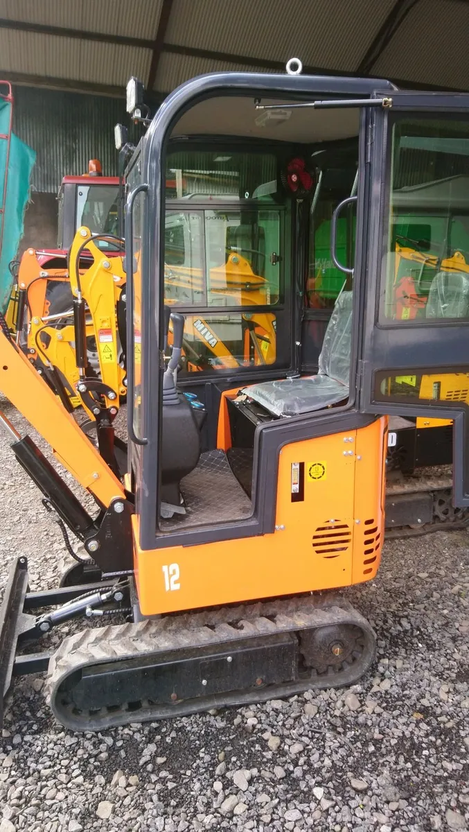 EPS 12 D MINI DIGGER - Image 4