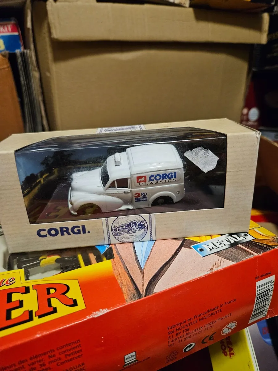 Corgi Morris Minor