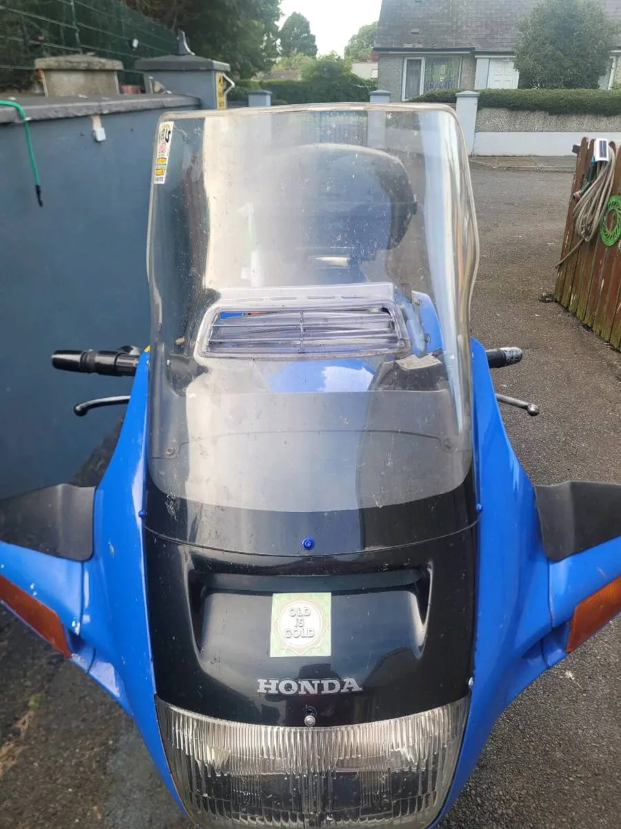 honda pan European - Image 3