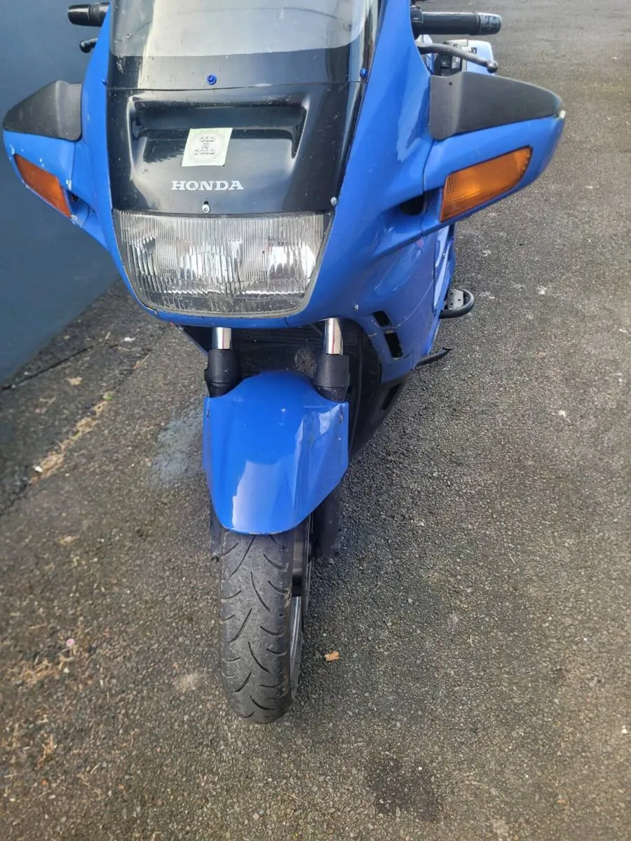 honda pan European - Image 4